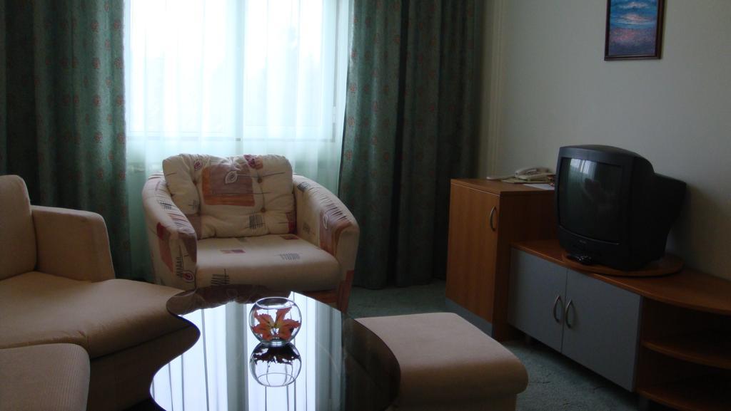 Balneohotel Lyulyatsi Vrabcite Kültér fotó