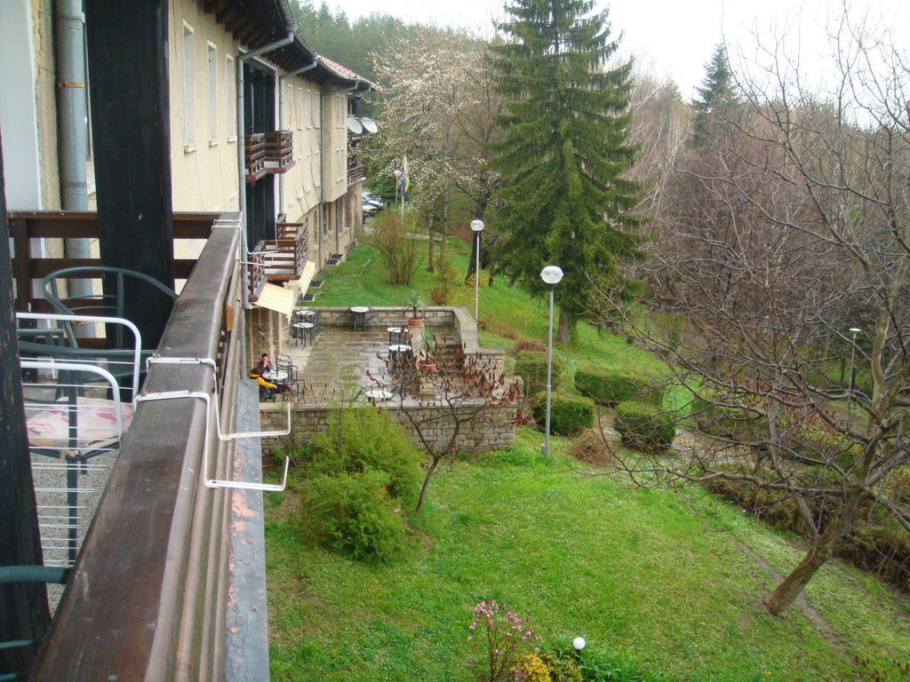 Balneohotel Lyulyatsi Vrabcite Kültér fotó